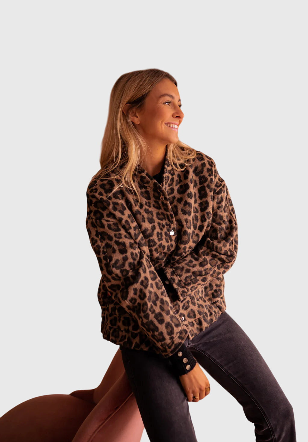 Elodie | Auffällige Jacke mit Leopardenmuster