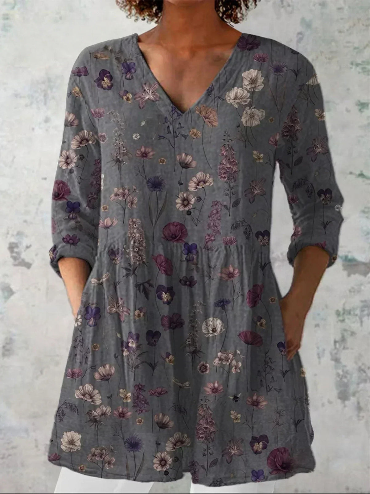 Emma | Drapiertes Top mit handgemaltem Blumenmuster
