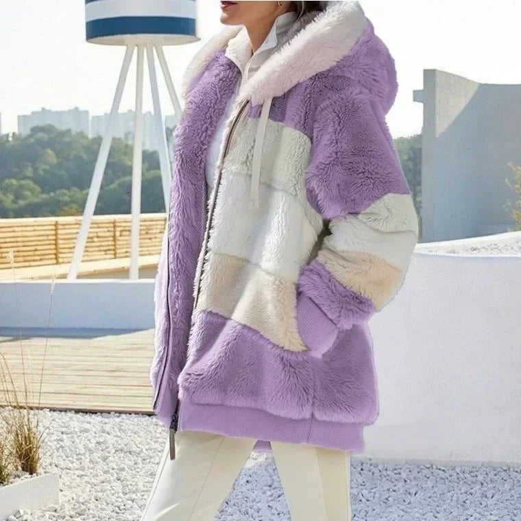 Keithy | Taillierte Winterjacke mit Kapuze